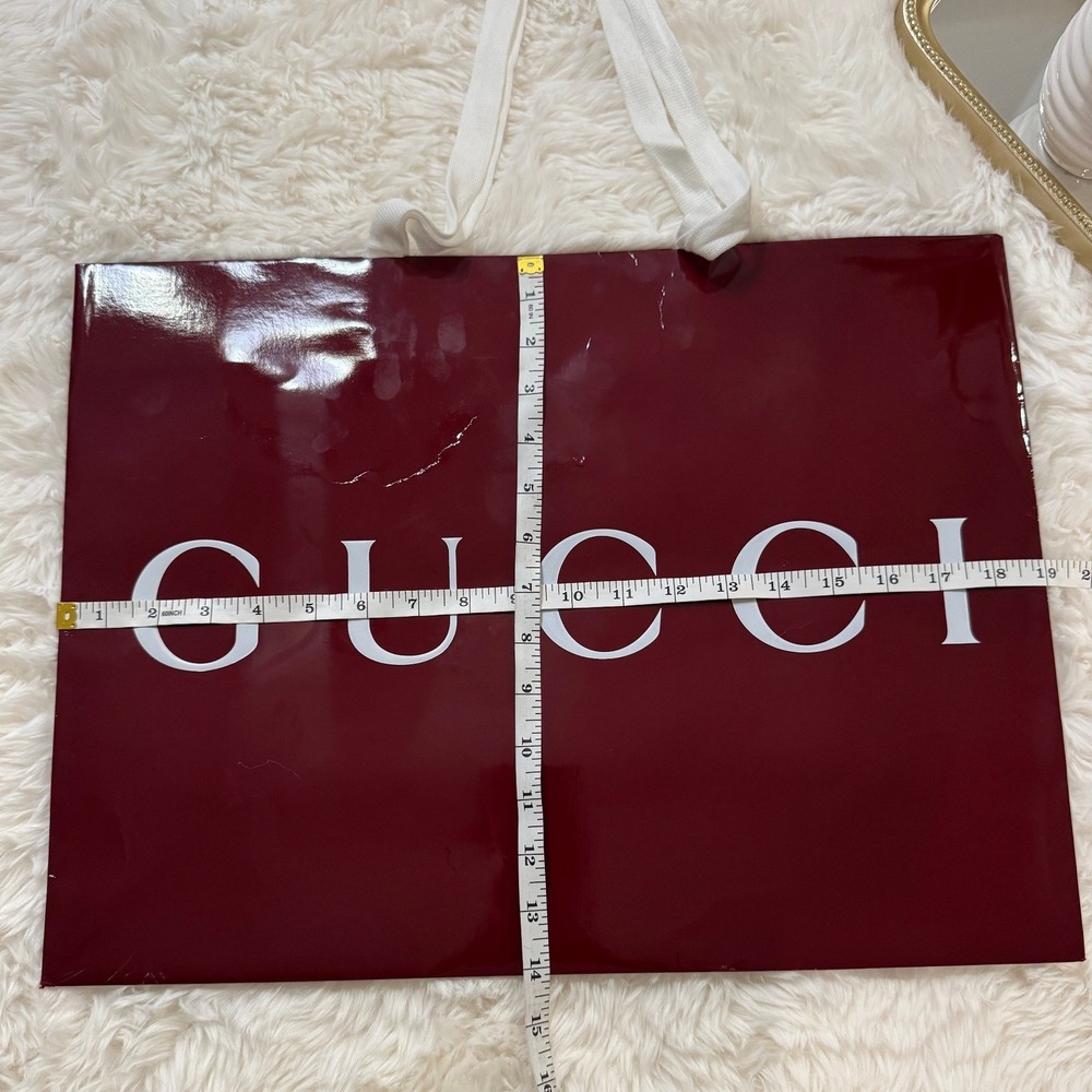 Authentic Gucci Large Empty Shopping Bag Red Luxury Gift Tote 14x19 Inches - Picture 4 of 4